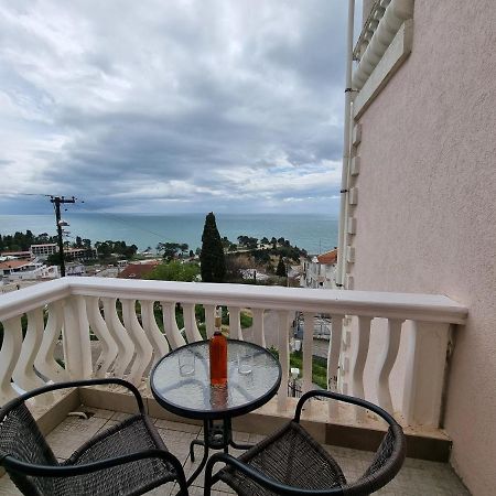 Apartments Adriatik Ulcinj Exteriör bild