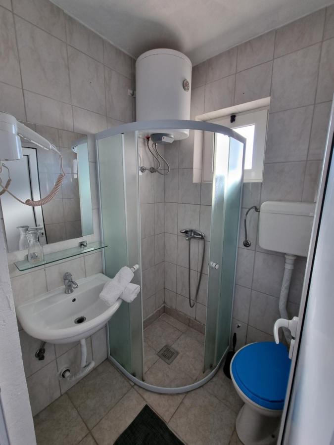 Apartments Adriatik Ulcinj Exteriör bild