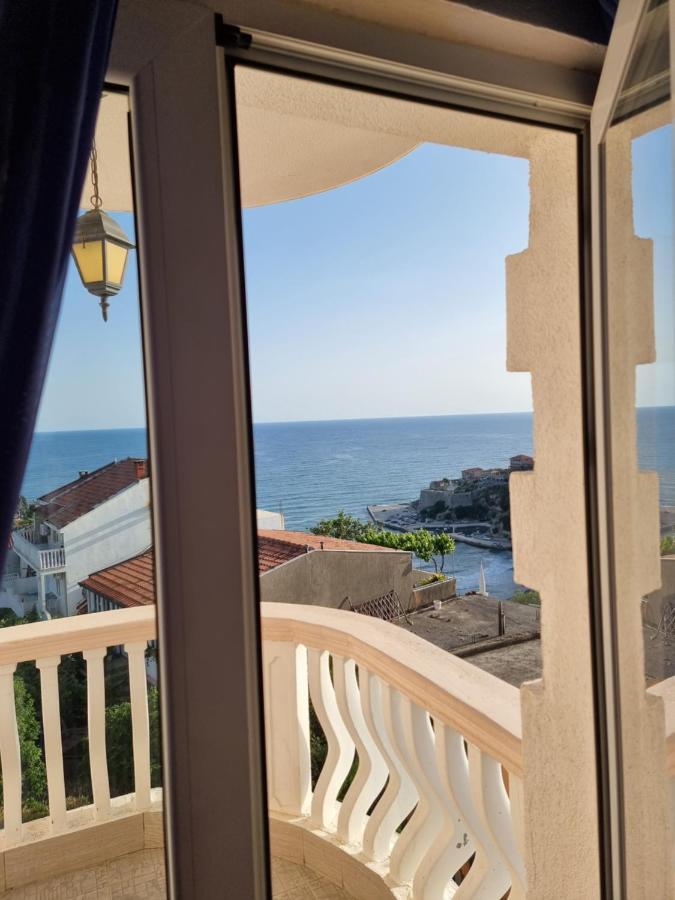 Apartments Adriatik Ulcinj Exteriör bild