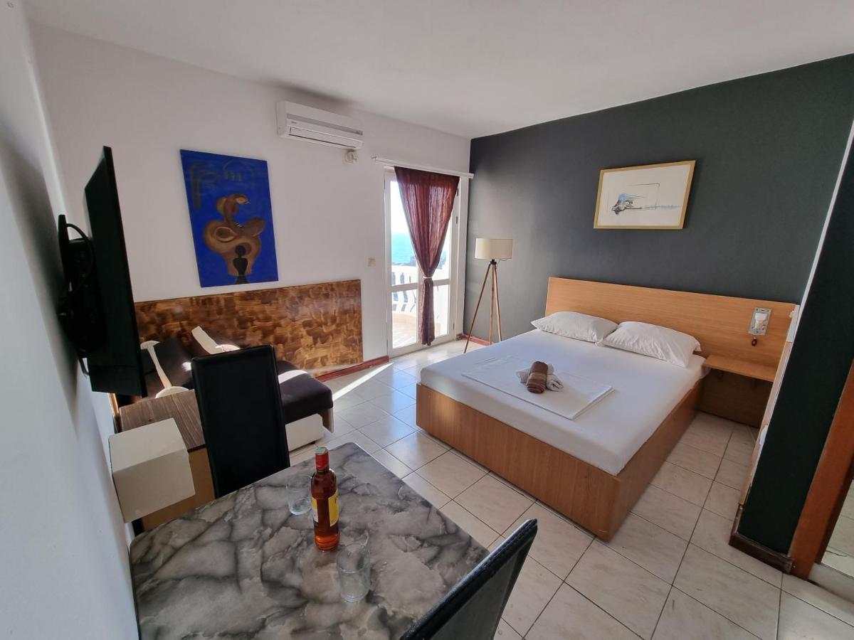 Apartments Adriatik Ulcinj Exteriör bild